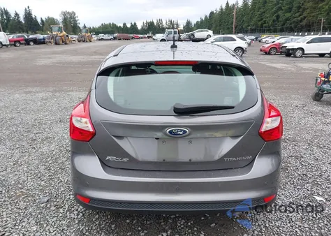 2012 Ford Focus Titanium z USA, uszkodzony, nr VIN 1FAHP3N28CL210557